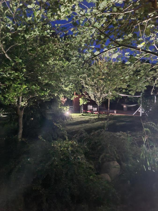 Dworek Sw.Antoniego Slawutowo Buitenkant foto