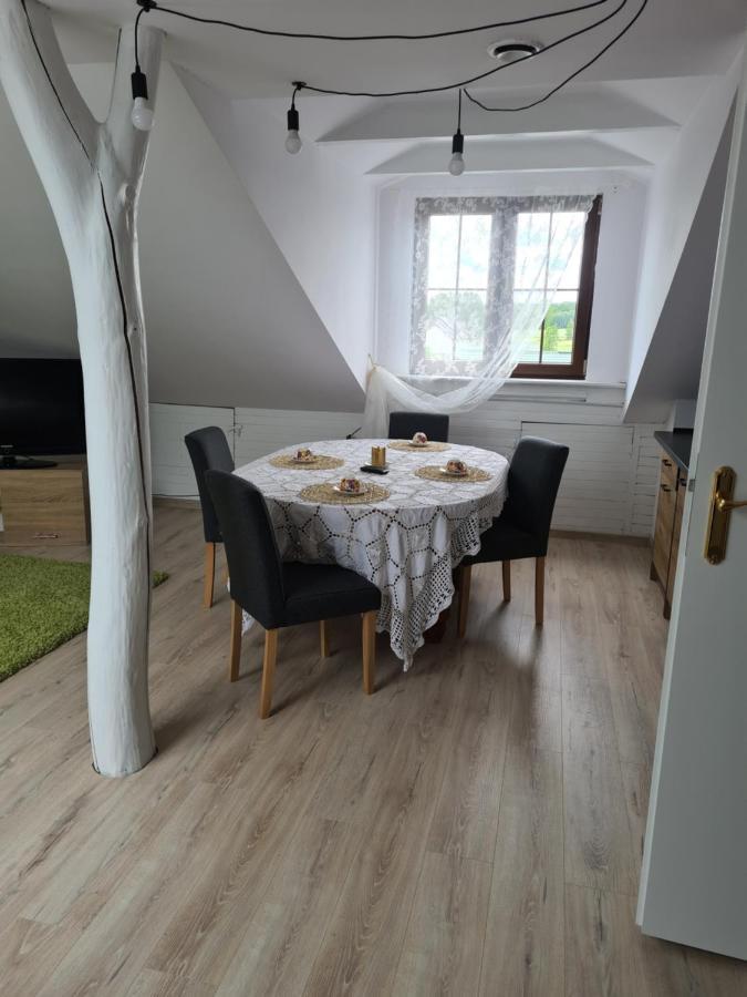 Dworek Sw.Antoniego Slawutowo Buitenkant foto
